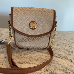 Tommy Hilfiger Crossbody